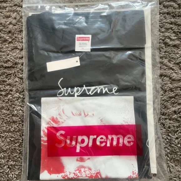 Supreme FW18 Madonna 'Justify My Love' T-Shirt (XL) - Picture 2 of 2